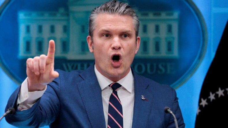 Trump&rsquo;ın Bakanı Tehdit Etti: En Yoğun Saldırılar Bug&uuml;n Yapılacak