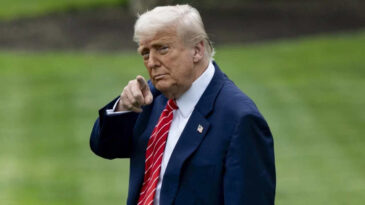 Trump&rsquo;tan G&ouml;&ccedil;men Mesajı