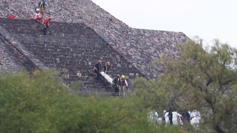 Turistik beldede silahlı saldırı: &Ouml;l&uuml; ve yaralılar var