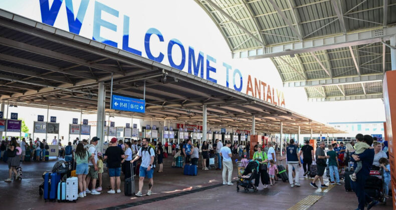 Turizm sekt&ouml;r&uuml;ne 60 milyar liralık finansman desteği