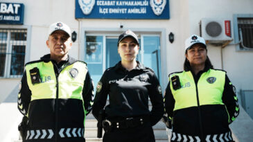T&uuml;m aile 'Emniyet'te