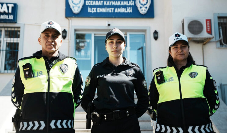 T&uuml;m aile 'Emniyet'te