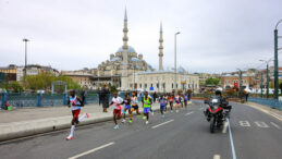 T&uuml;rkiye İş Bankası 12. İstanbul Yarı Maratonu pazar g&uuml;n&uuml; koşuluyor
