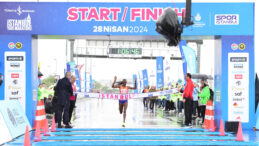 T&uuml;rkiye İş Bankası 21. İstanbul Yarı Maratonu başladı