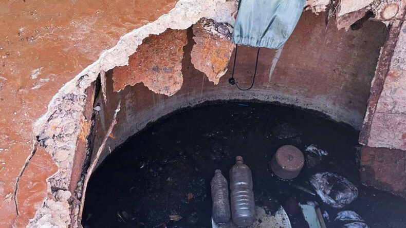 Tuvalet &ccedil;&ouml;kt&uuml;, saatlerce dışkının i&ccedil;inde mahsur kaldı