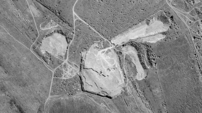 Ukrayna saldırısında onlarca işçi madende mahsur kaldı