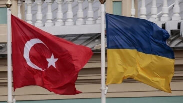 Ukrayna, T&uuml;rkiye&rsquo;ye başvurdu: &lsquo;Biz hazırız&rsquo;