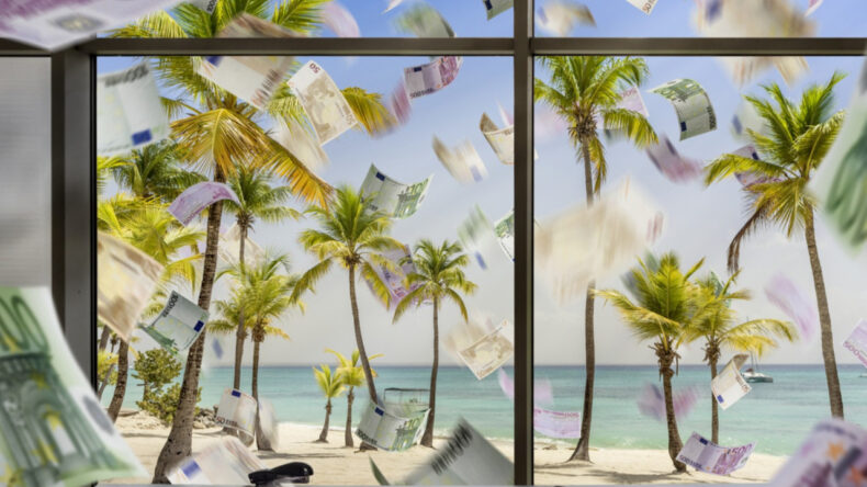 Ultra zenginlerin vergiden ka&ccedil;ırdığı meblağ ortaya &ccedil;ıktı