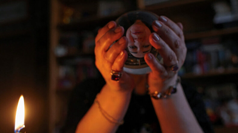 &Uuml;lkede b&uuml;y&uuml;c&uuml;l&uuml;k furyası: Muska satışları patladı