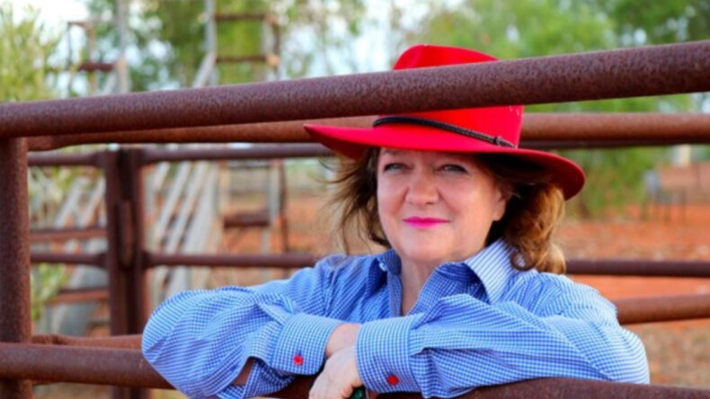 Ülkenin en zengin ismi, servetini paylaşacak