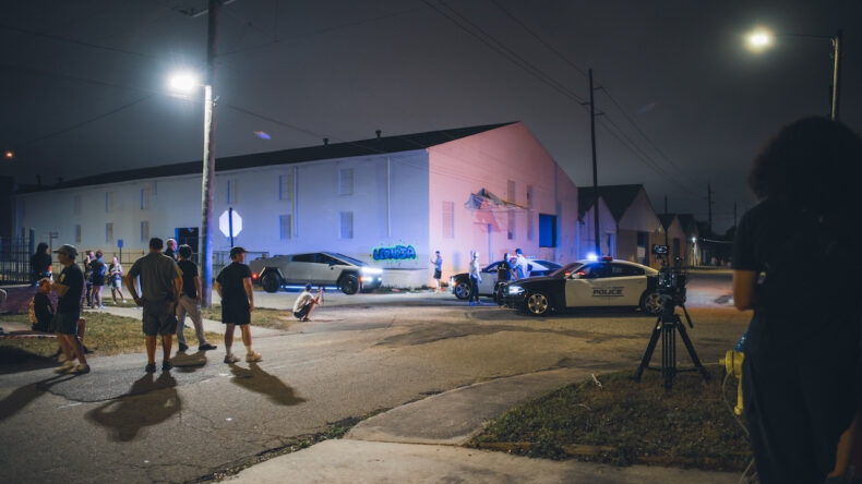 &Uuml;niversite yakınında silahlı saldırı