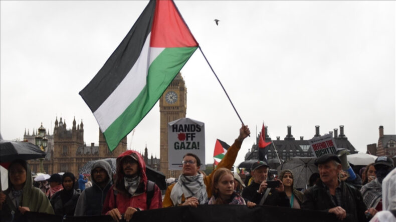 &Uuml;niversitelerde skandal: &Ouml;ğrencileri izlemek i&ccedil;in &ouml;zel g&uuml;venlik tutmuşlar