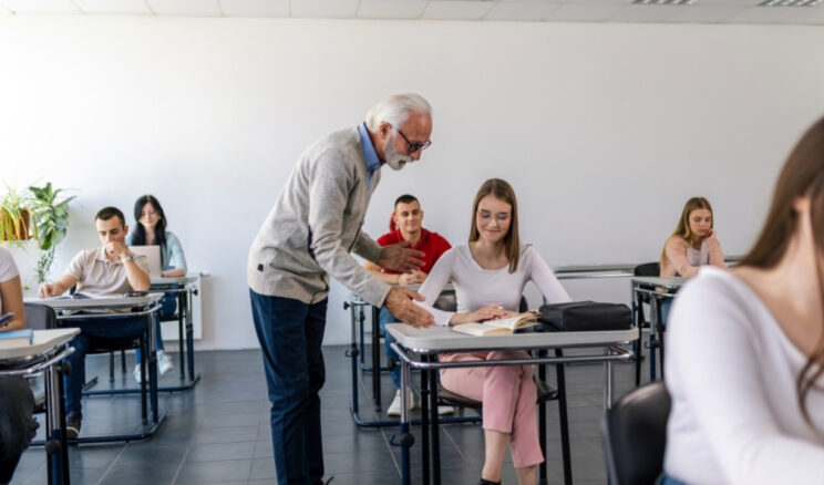 Uzmanlar a&ccedil;ıkladı: Bu meslekler demans riskini azaltıyor