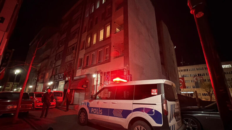 Yalnız yaşayan kadın evinde &ouml;l&uuml; bulundu
