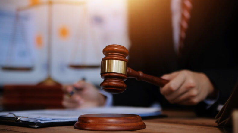 Yargıtay&rsquo;dan FET&Ouml; davasında ezber bozan karar