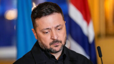 Zelenskiy: En b&uuml;y&uuml;k diplomatik &ouml;nceliğimiz hava savunma işbirliği