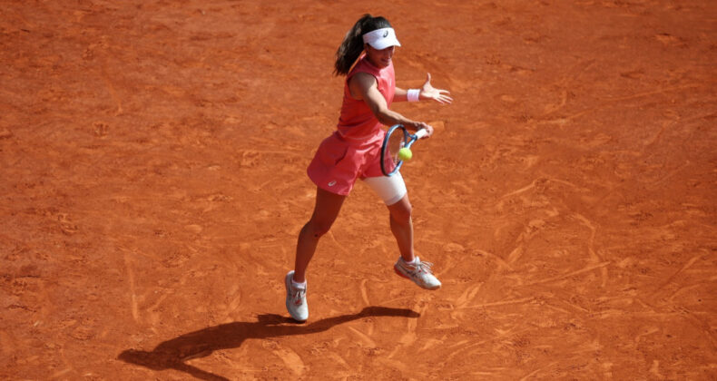 Zeynep S&ouml;nmez Madrid A&ccedil;ık &ccedil;iftlerde 2. turda!